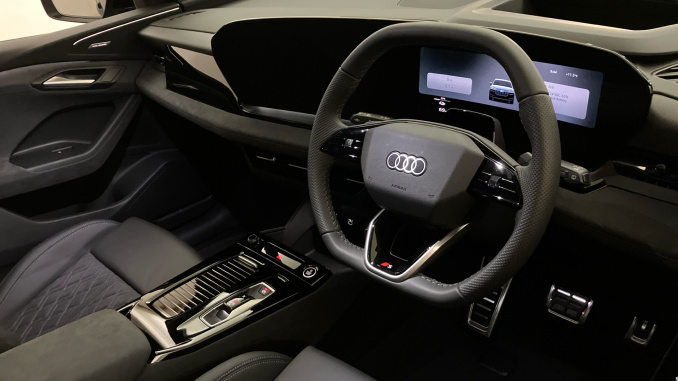Audi Q6 315kW Quattro 100kWh Black Edition 5dr Auto Electric Estate - Image 6
